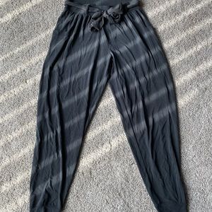 Black jogger pants